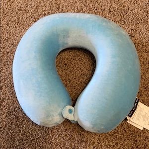 Travel neck pillow.